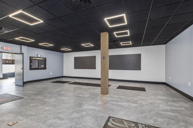 122 W Superior Street, Wayland, MI 49348