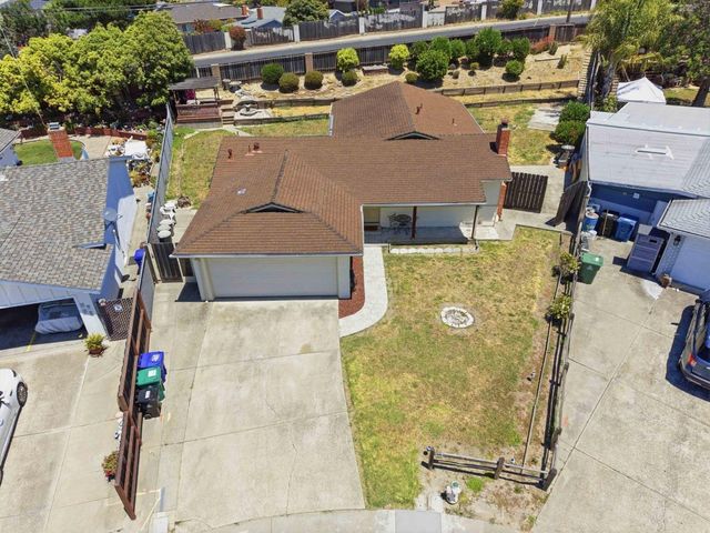 261 Highlands Court, San Pablo, CA 94806