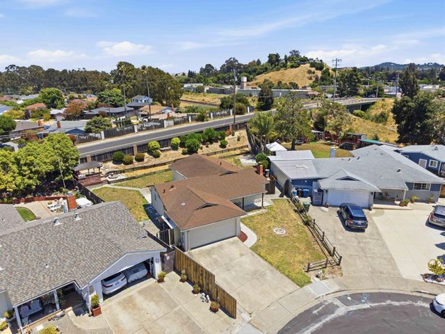 261 Highlands Court, San Pablo, CA 94806