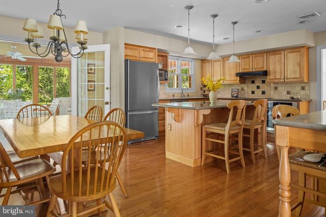 113 WATERCREST DR, Doylestown, PA 18901
