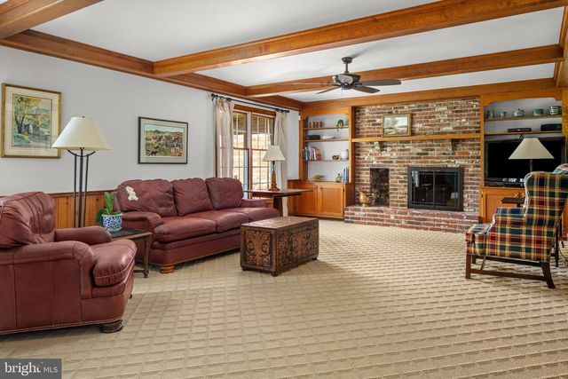 113 WATERCREST DR, Doylestown, PA 18901