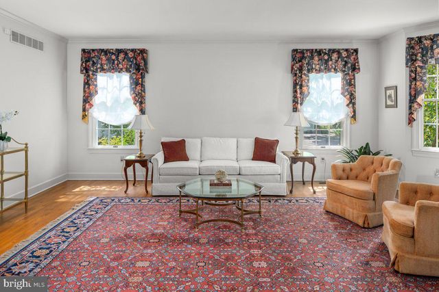 113 WATERCREST DR, Doylestown, PA 18901