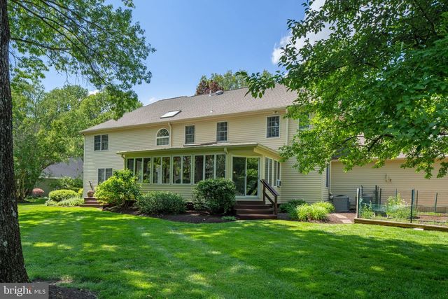 113 WATERCREST DR, Doylestown, PA 18901