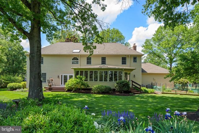 113 WATERCREST DR, Doylestown, PA 18901