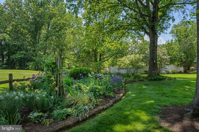 113 WATERCREST DR, Doylestown, PA 18901