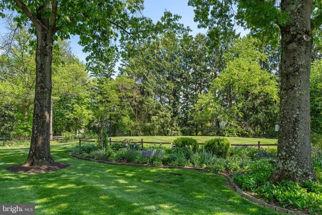 113 WATERCREST DR, Doylestown, PA 18901