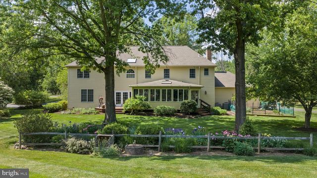 113 WATERCREST DR, Doylestown, PA 18901