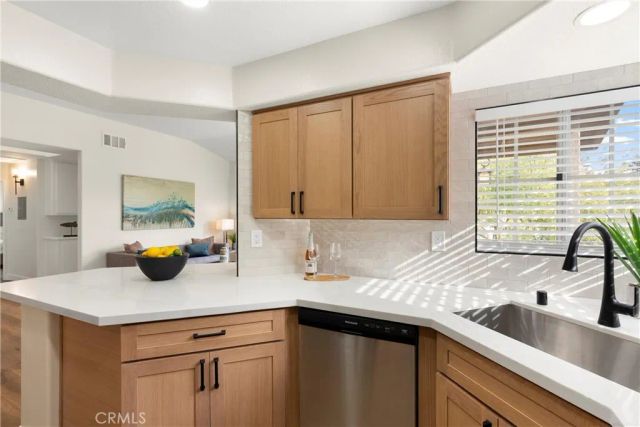 701 S Glenhurst Drive, Anaheim Hills, CA 92808