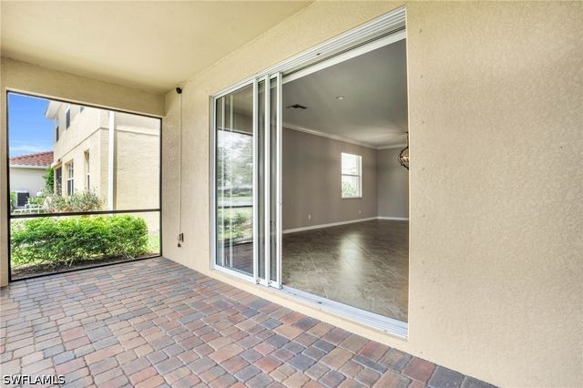 2061 Hamlin ST, Naples, FL 34120