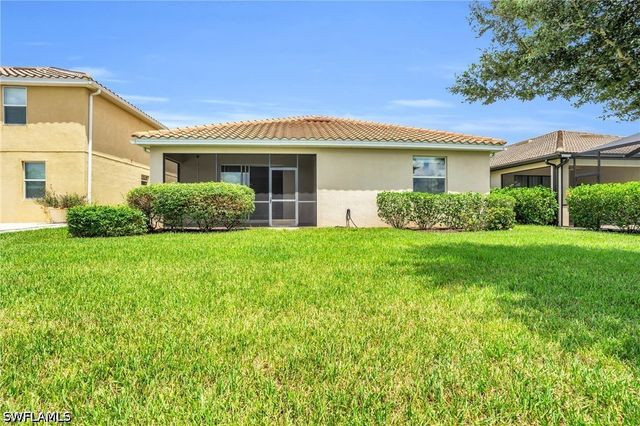 2061 Hamlin ST, Naples, FL 34120