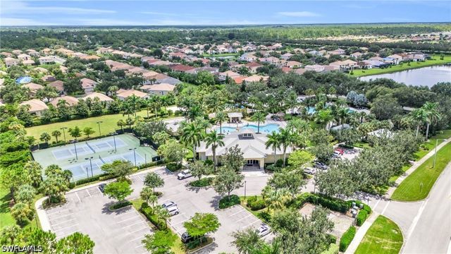 2061 Hamlin ST, Naples, FL 34120