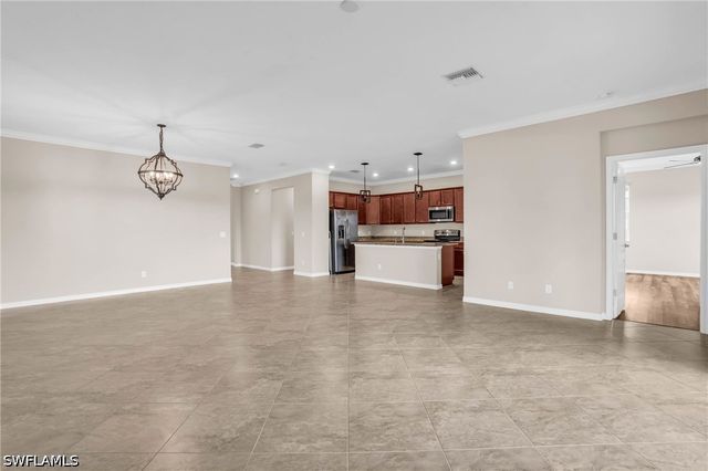 2061 Hamlin ST, Naples, FL 34120