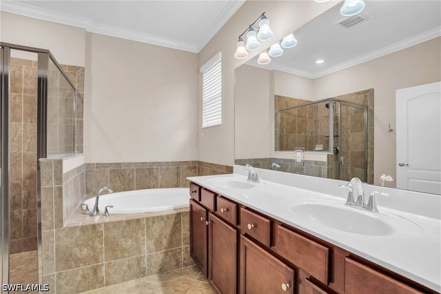 2061 Hamlin ST, Naples, FL 34120