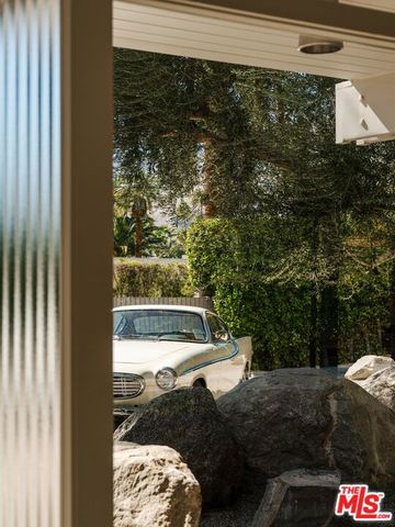 1272 E Verbena Drive, Palm Springs, CA 92262