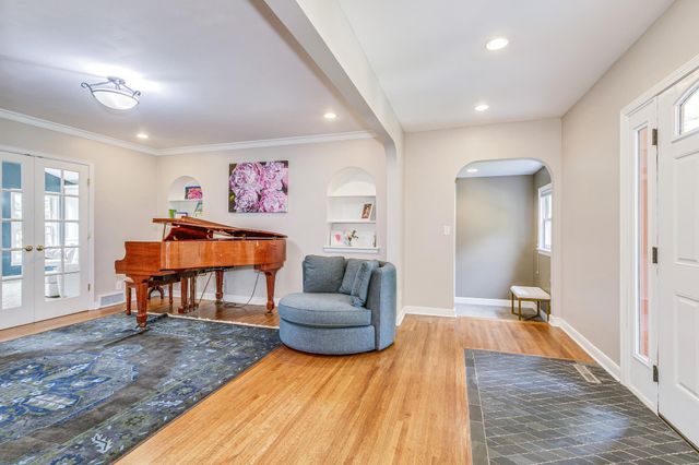 4354 Browndale Avenue, Saint Louis Park, MN 55424