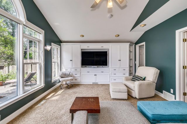 4354 Browndale Avenue, Saint Louis Park, MN 55424