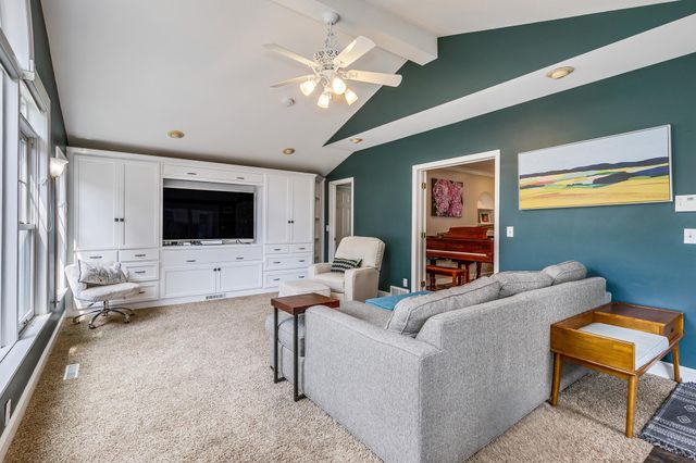 4354 Browndale Avenue, Saint Louis Park, MN 55424