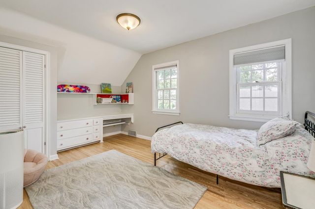 4354 Browndale Avenue, Saint Louis Park, MN 55424