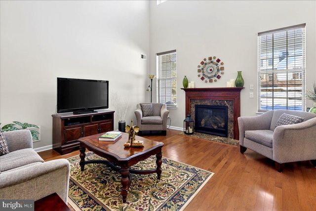 118 ANDOVER DR, Kendall Park, NJ 08824