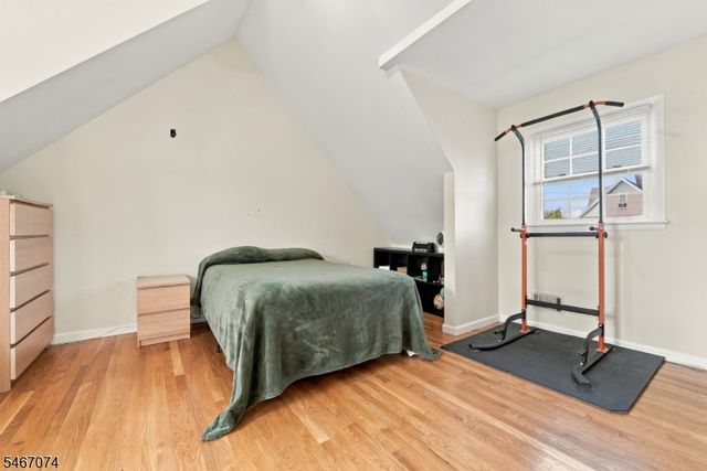 91 Laurel St, Ridgefield Park Village, NJ 07660