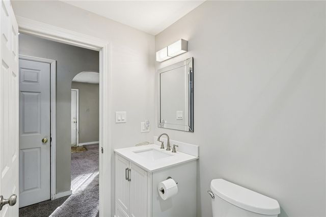 2422 Ridgewood Court, Shenango Twp, PA 16101