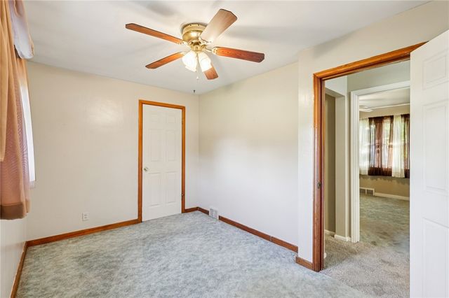 2422 Ridgewood Court, Shenango Twp, PA 16101