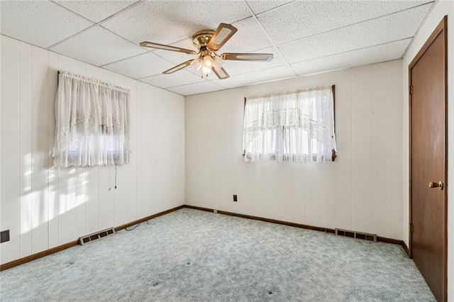 2422 Ridgewood Court, Shenango Twp, PA 16101