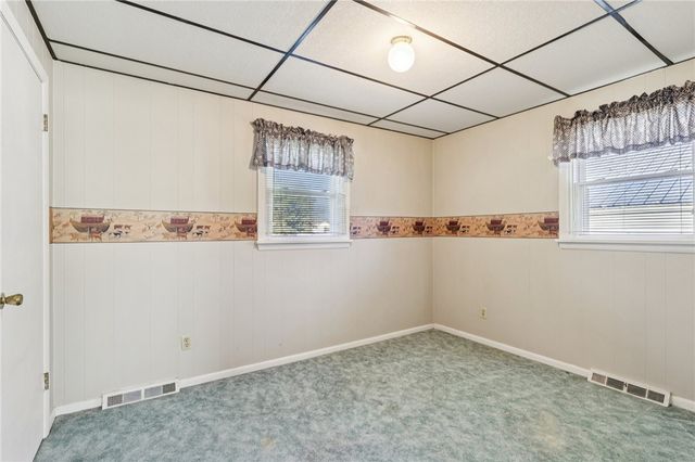 2422 Ridgewood Court, Shenango Twp, PA 16101