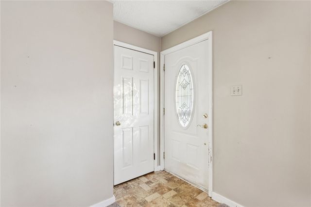 2422 Ridgewood Court, Shenango Twp, PA 16101