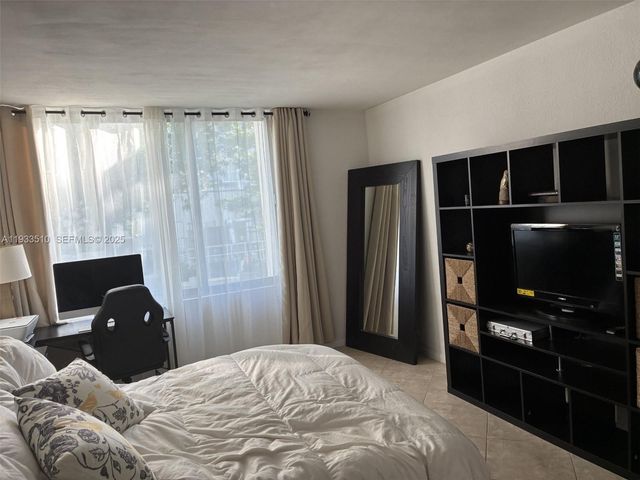 1000 West Ave 110, Miami Beach, FL 33139