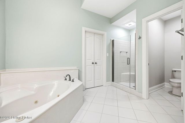 5600 Chapel View Way, Crestwood, KY 40014