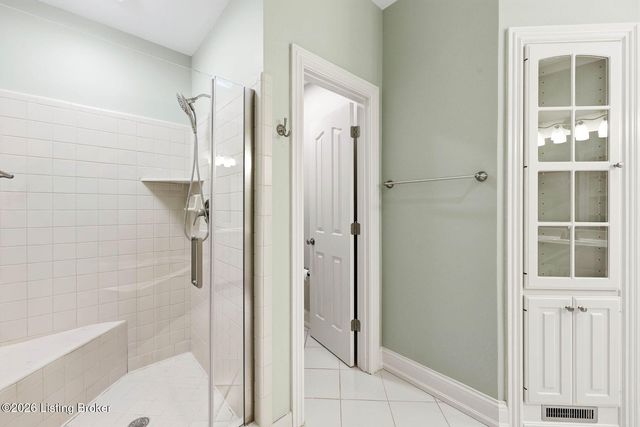 5600 Chapel View Way, Crestwood, KY 40014