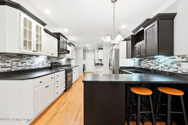 5600 Chapel View Way, Crestwood, KY 40014