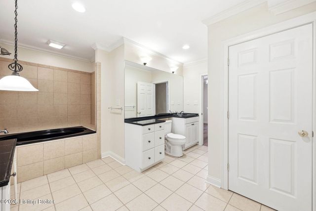 5600 Chapel View Way, Crestwood, KY 40014