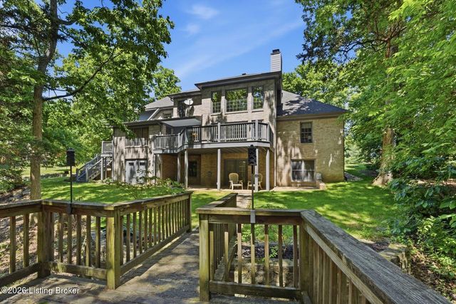 5600 Chapel View Way, Crestwood, KY 40014