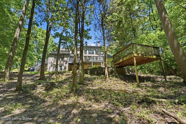 5600 Chapel View Way, Crestwood, KY 40014