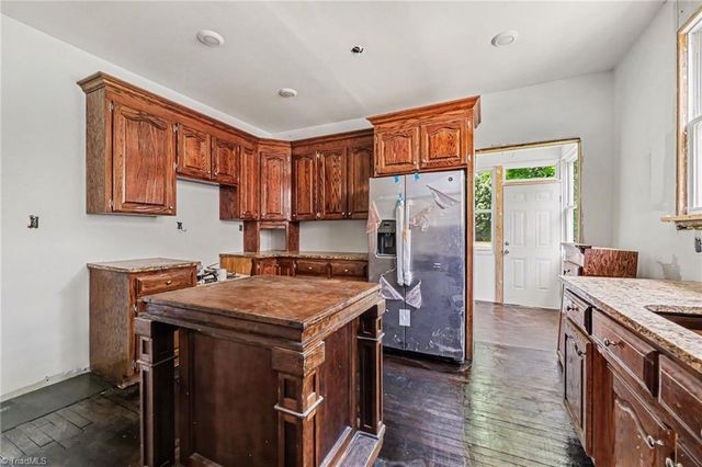 2016 Cherry Street, Winston-salem, NC 27105