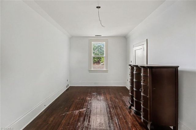 2016 Cherry Street, Winston-salem, NC 27105