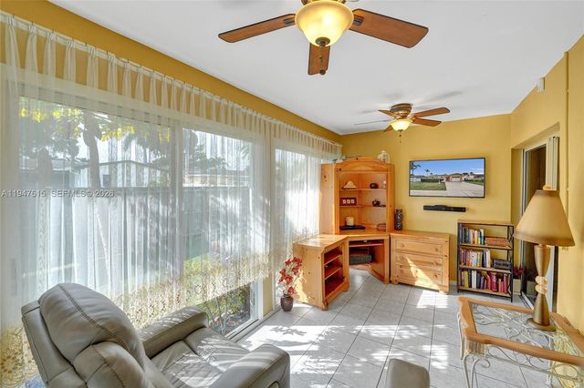 230 SE 4th St, Dania Beach, FL 33004