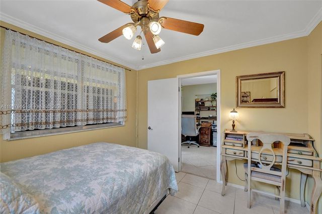 230 SE 4th St, Dania Beach, FL 33004