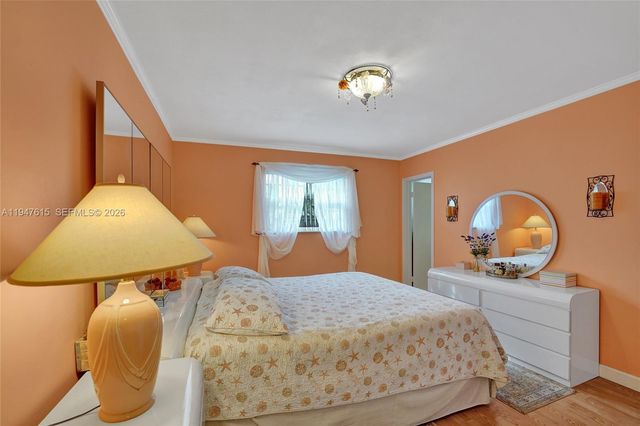 230 SE 4th St, Dania Beach, FL 33004