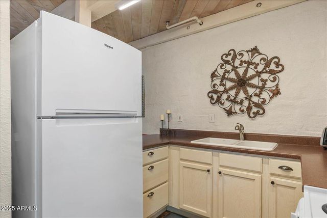 6840 E 2ND Street 5, Scottsdale, AZ 85251