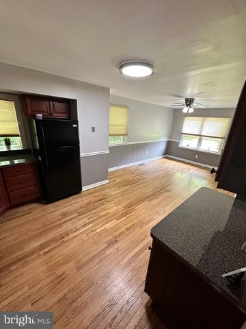 162 BISHOPS DR, Chester Heights, PA 19017