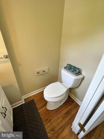 162 BISHOPS DR, Chester Heights, PA 19017
