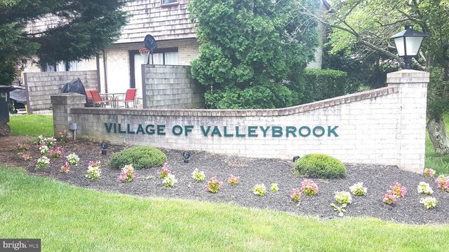 162 BISHOPS DR, Chester Heights, PA 19017