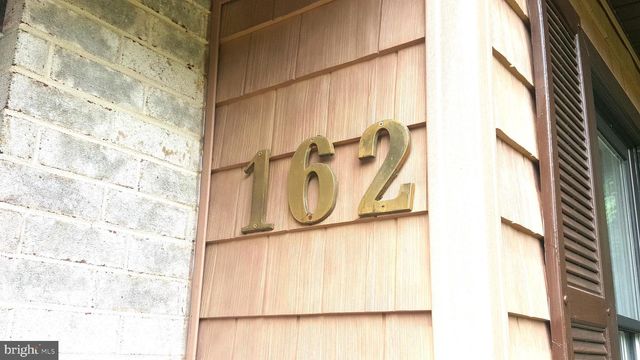 162 BISHOPS DR, Chester Heights, PA 19017