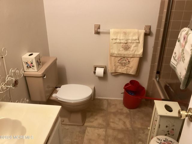 49 Sabinas Street, Toms River, NJ 08757