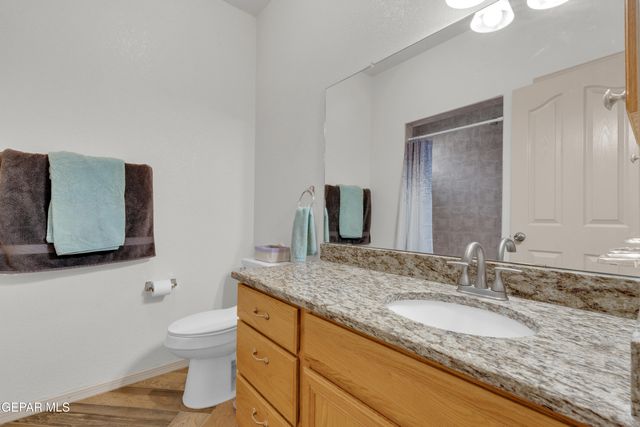 11328 ROBERT LENNOX Drive, El Paso, TX 79934