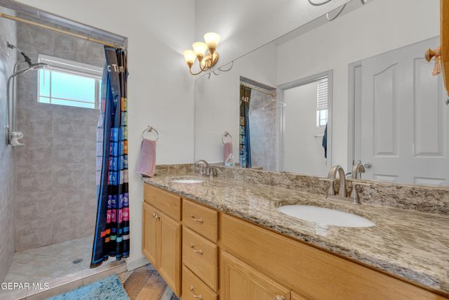 11328 ROBERT LENNOX Drive, El Paso, TX 79934