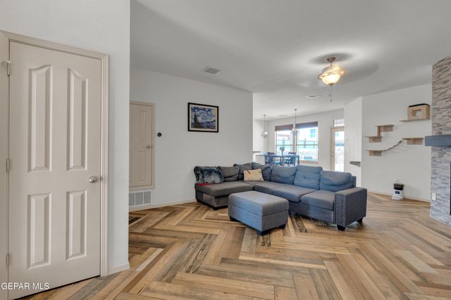 11328 ROBERT LENNOX Drive, El Paso, TX 79934